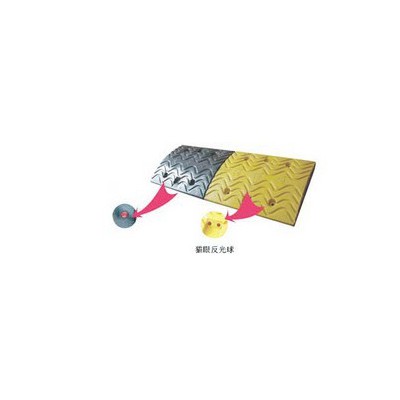 南宁减速带优惠价橡胶减速带规格型号