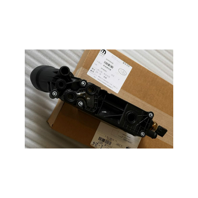 克莱斯勒300C 大捷龙 酷威 机油散热器