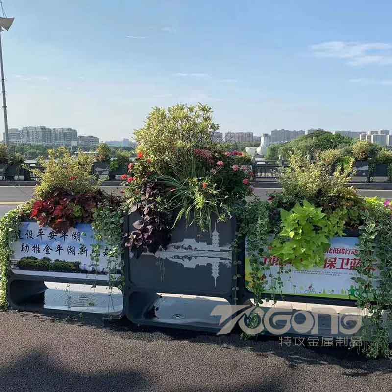 彩色不锈钢花盆定制_户外不锈钢花盆花箱_街道不锈钢花箱隔离带