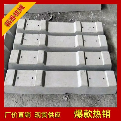 景观园林枕木 防腐枕木  硬枕木 浸油防腐枕木 经济实惠
