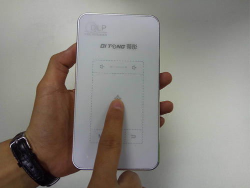 北京 蒂彤售后服务电话 蒂彤投影仪维修网点 暗屏 蓝屏白点