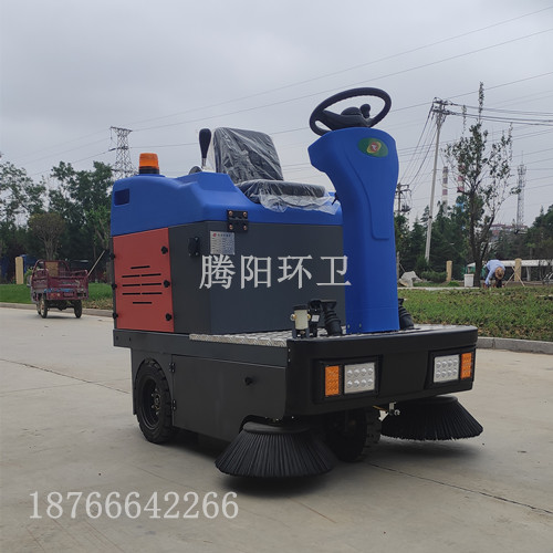 电动驾驶式扫地车 电动驾驶式扫地车