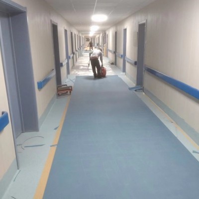 厂家直销 耐磨pvc地胶 学校展厅塑胶地板 净化室医院地胶