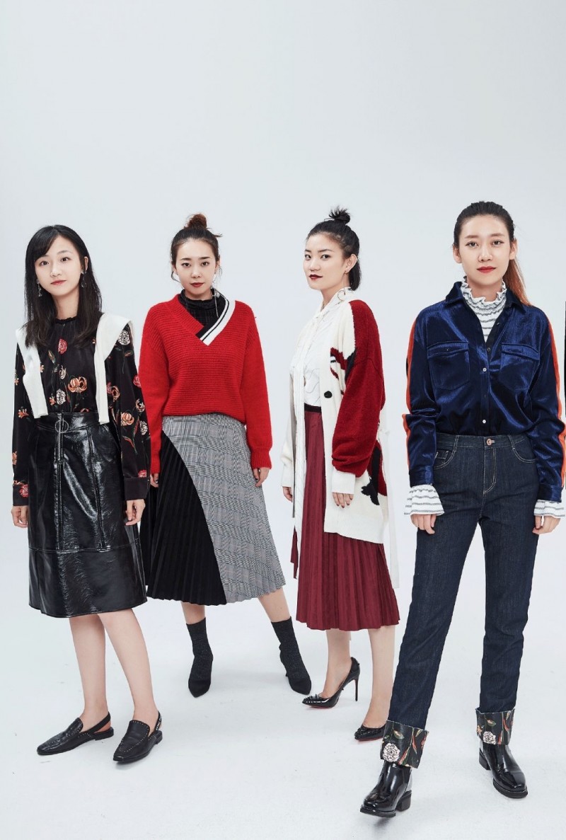 深圳时尚女装品牌Marisfrolg.素品牌折扣女装批发