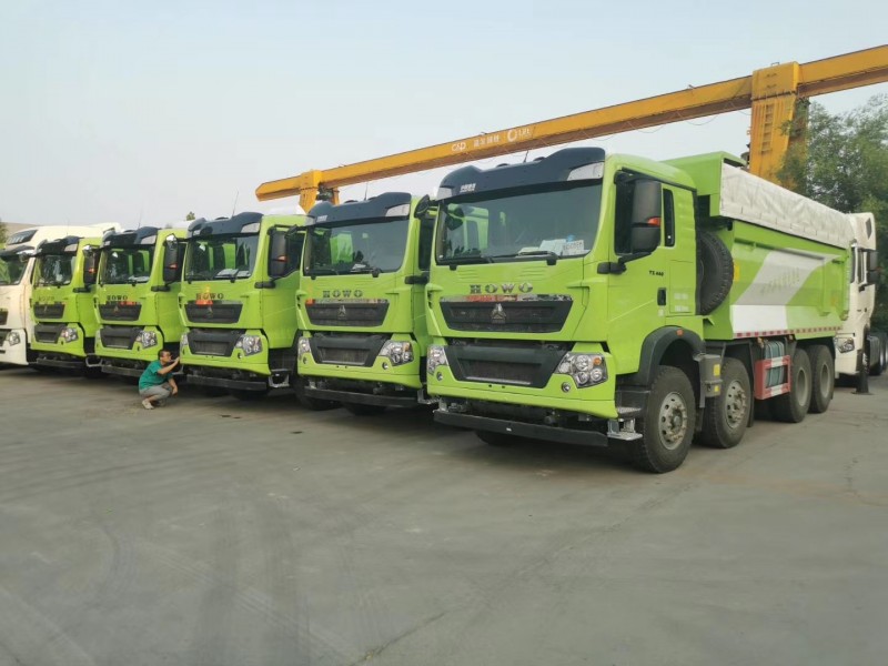豪沃TX法规版国六渣土车440马力价格