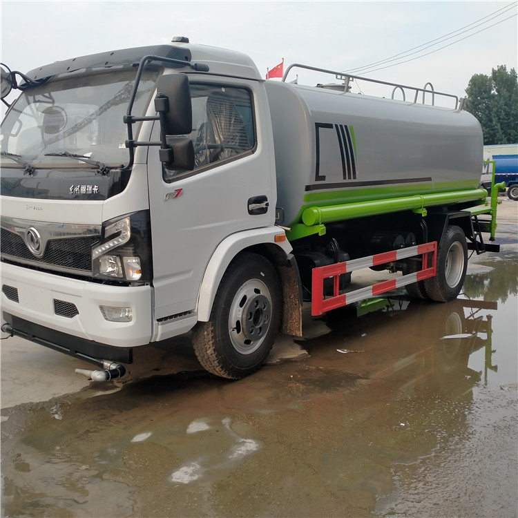 菏泽厂家供应绿化10立方喷洒车10吨洒水车多少钱价格