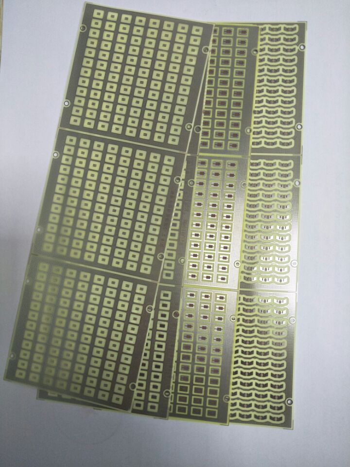 深圳pcb板厂家专注0.1-0.4MM厚超薄电路板