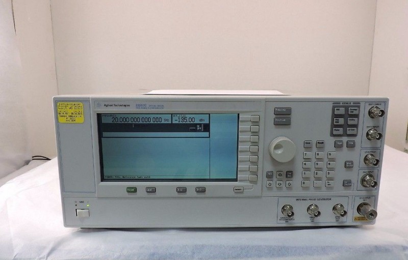 收购Agilent E8267C信号发生器/安捷伦