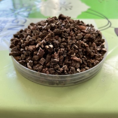 蛭石粉用于育苗多肉栽培园艺花卉，也可做保温材料涂料添加